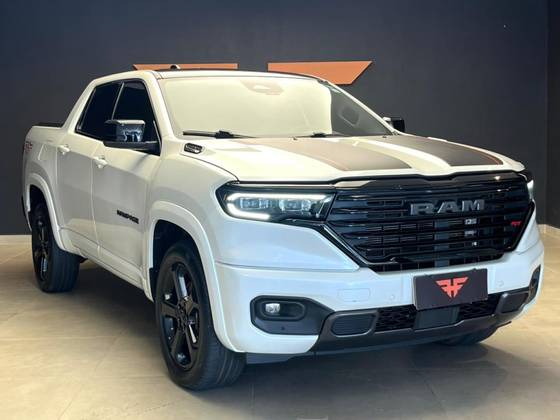 RAM RAMPAGE 2.0 HURRICANE 4 TURBO GASOLINA R/T 4X4 AUTOMÁTICO